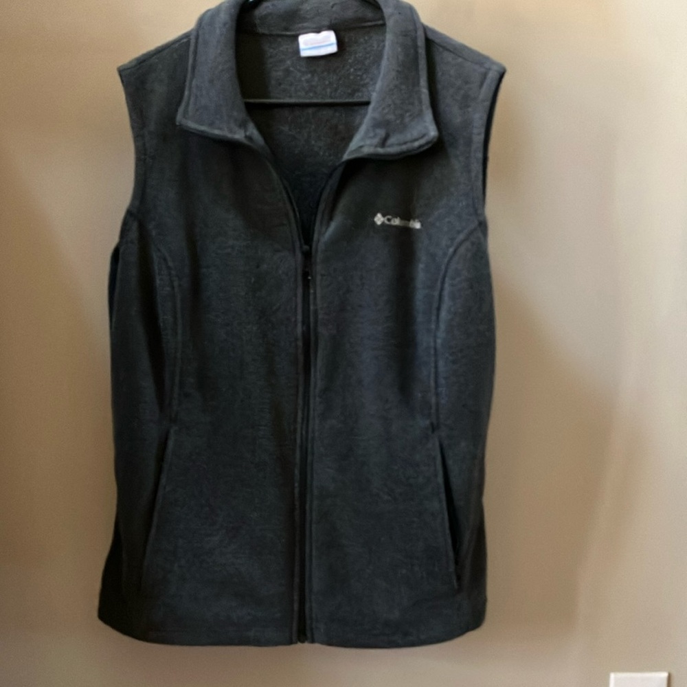 Columbia Black Fleece Vest